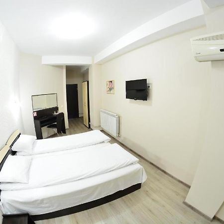 Casa Cojocaru- Camere De Inchiriat In Scop Turistic Drobeta Turnu Severin Luaran gambar