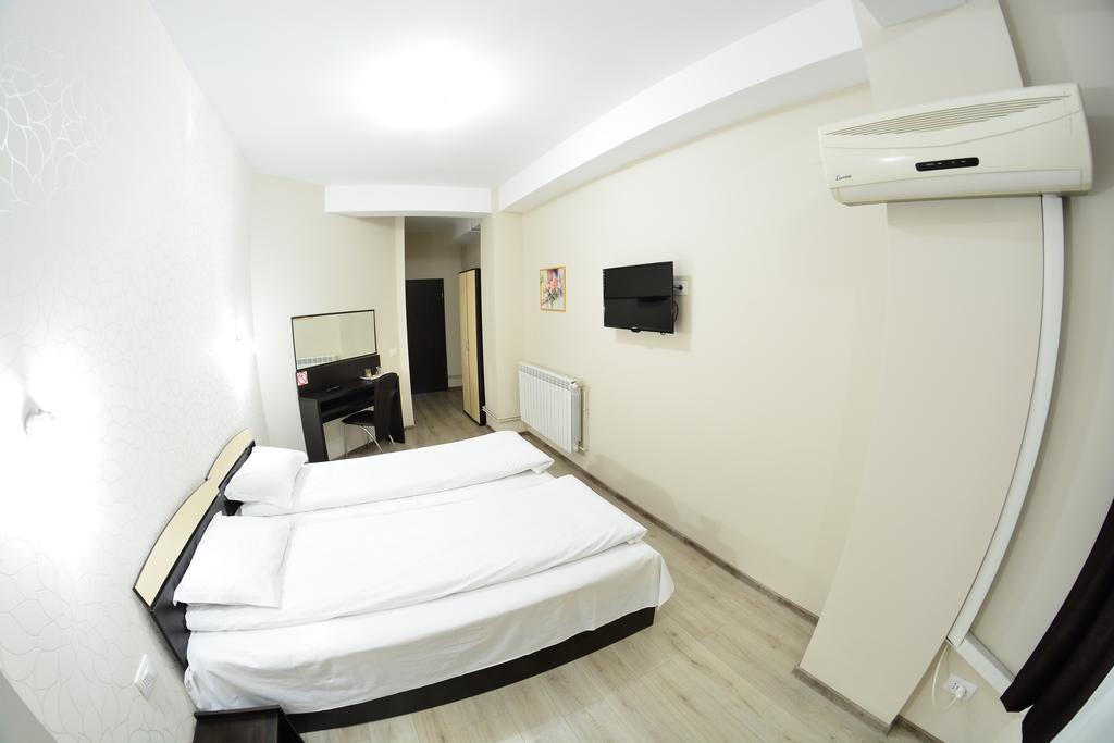 Casa Cojocaru- Camere De Inchiriat In Scop Turistic Drobeta Turnu Severin Luaran gambar